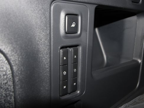 New 2026 Lincoln Navigator Reserve AWD/4WD image 40