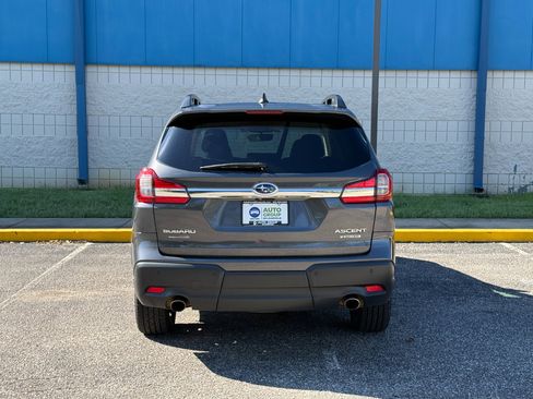 Used 2022 Subaru Ascent Limited image 6