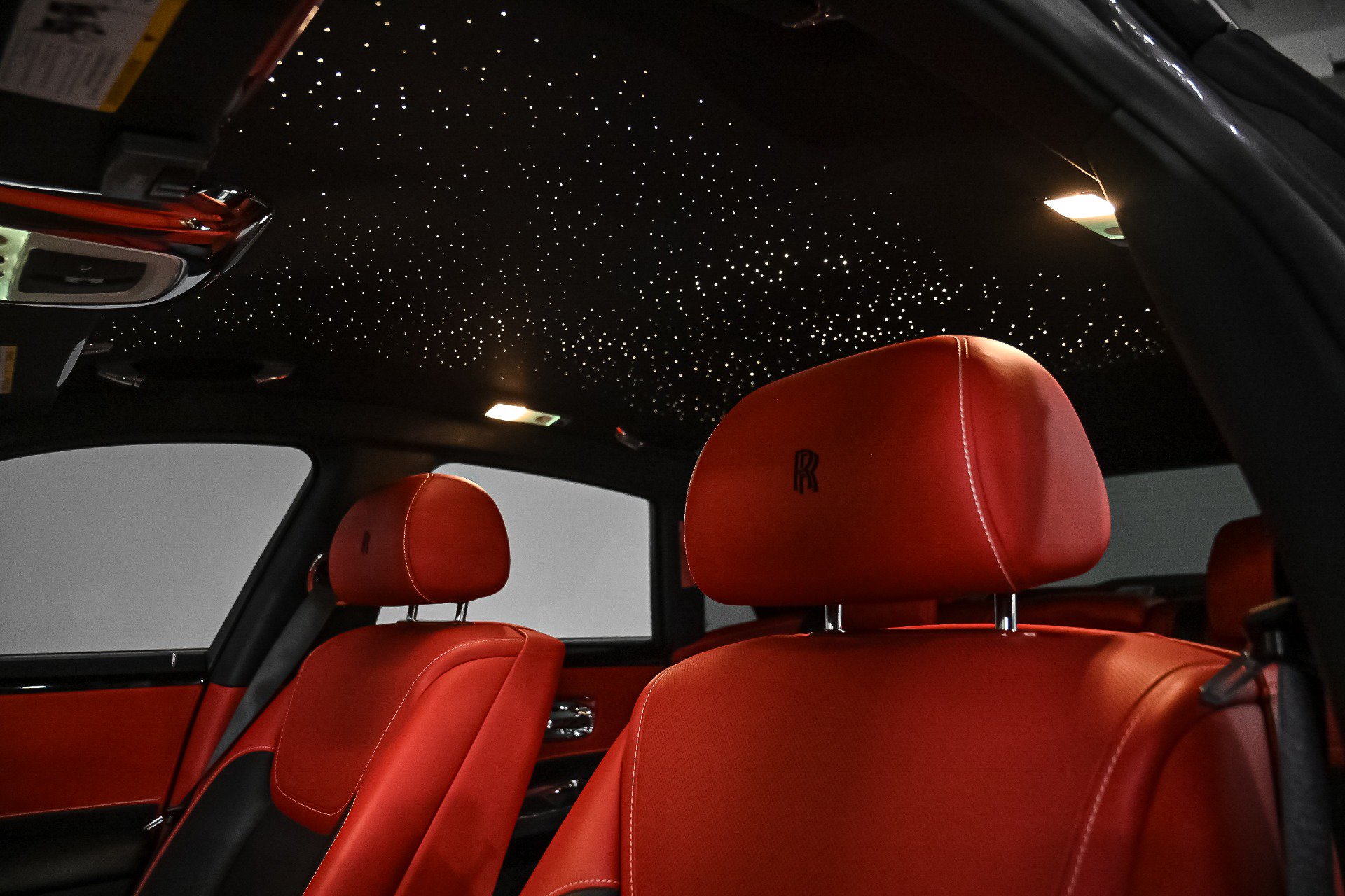 Used 2017 Rolls-Royce Ghost RWD image 9