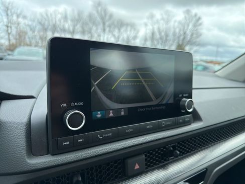 Certified 2023 Honda CR-V LX image 28