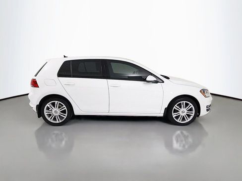 Used 2015 Volkswagen Golf TDI SE image 8