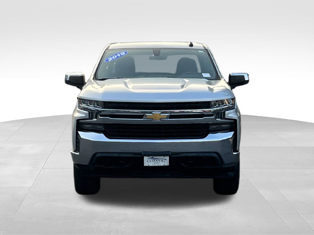 Used 2019 Chevrolet Silverado 1500 LT AWD/4WD image 2