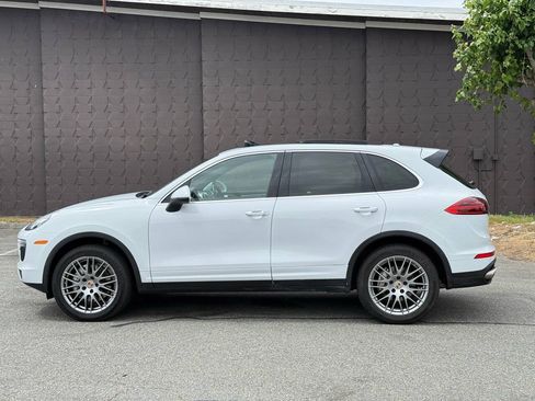 Used 2015 Porsche Cayenne S AWD/4WD image 4