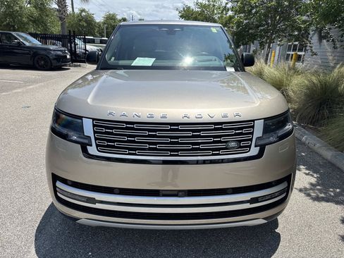 Used 2025 Land Rover Range Rover Autobiography AWD/4WD image 8
