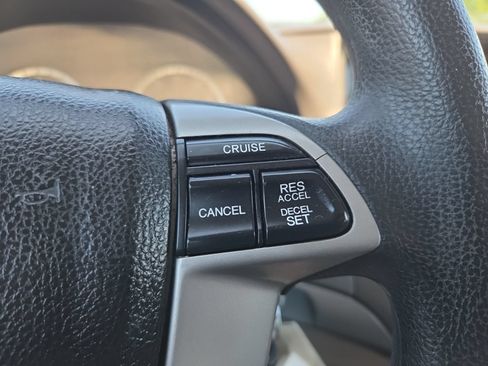 Used 2009 Honda Accord LX image 24