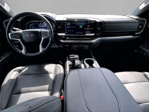 Certified 2023 Chevrolet Silverado 1500 RST w/ Redline Edition image 16