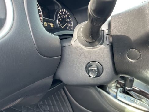 Used 2015 INFINITI QX60 Luxe w/ Premium Package AWD/4WD image 14