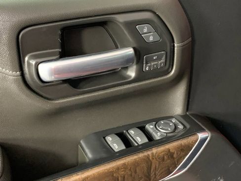 Used 2019 GMC Sierra 1500 Denali w/ Denali Ultimate Package AWD/4WD image 14