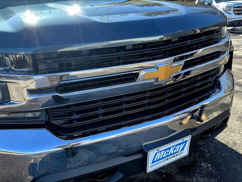 Used 2020 Chevrolet Silverado 1500 LT w/ LT Value Package image 24