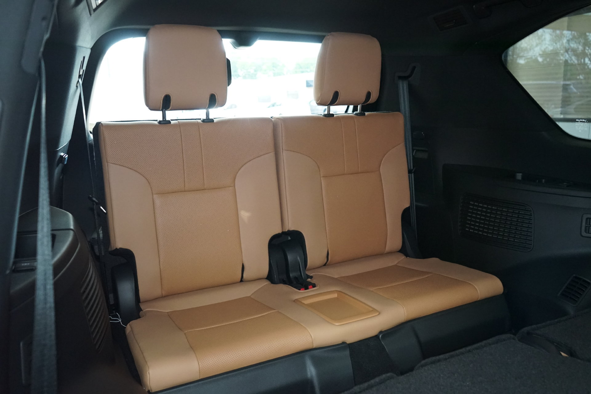 Used 2026 Lexus LX 700h Luxury AWD/4WD image 25
