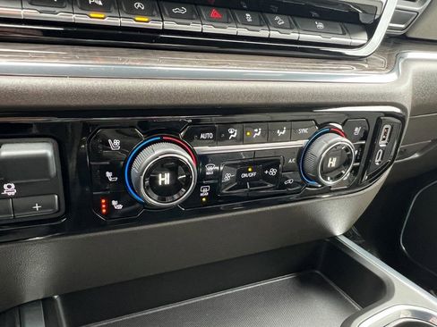 Used 2023 Chevrolet Silverado 1500 LTZ image 47