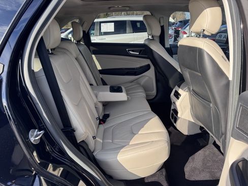 Used 2016 Ford Edge Titanium w/ Equipment Group 301A image 30