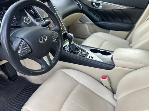 Used 2017 INFINITI Q50 Premium image 10