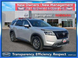 Used 2023 Nissan Pathfinder SL w/ Lighting Package (N92) AWD/4WD video 1