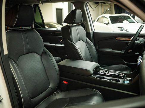 Used 2023 Honda Pilot Elite image 15