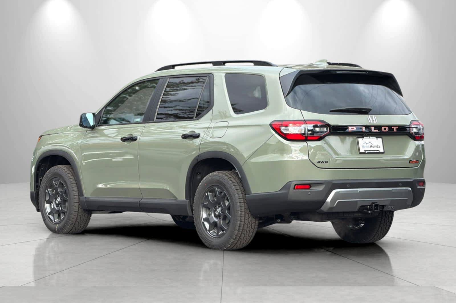 New 2026 Honda Pilot TrailSport image 4