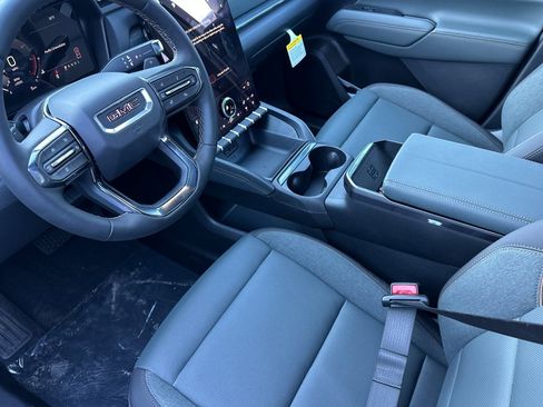 New 2026 GMC Terrain AT4 w/ LPO, Floor Liner Package AWD/4WD image 9