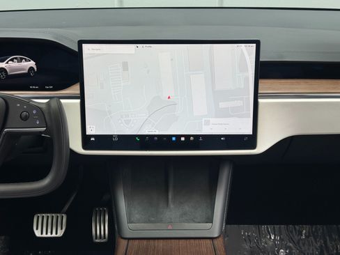 Used 2022 Tesla Model X AWD/4WD image 21