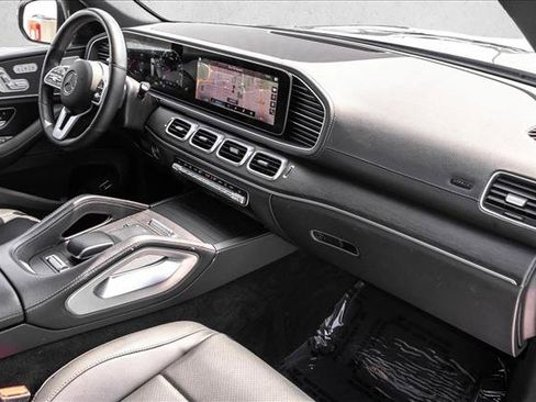 Certified 2022 Mercedes-Benz GLS 450 4MATIC image 30