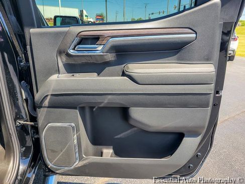Certified 2024 Chevrolet Silverado 1500 LT AWD/4WD image 23
