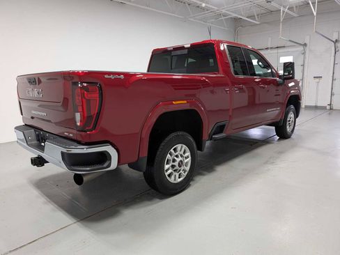 Used 2024 GMC Sierra 2500 SLE w/ SLE Value Package; image 8