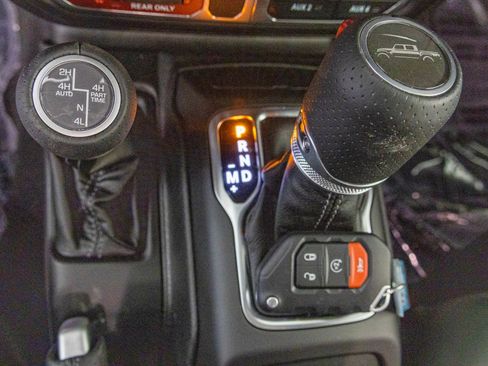 New 2026 Jeep Gladiator Mojave image 26