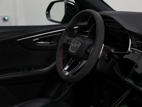 Used 2022 Audi RS Q8 AWD/4WD image 30