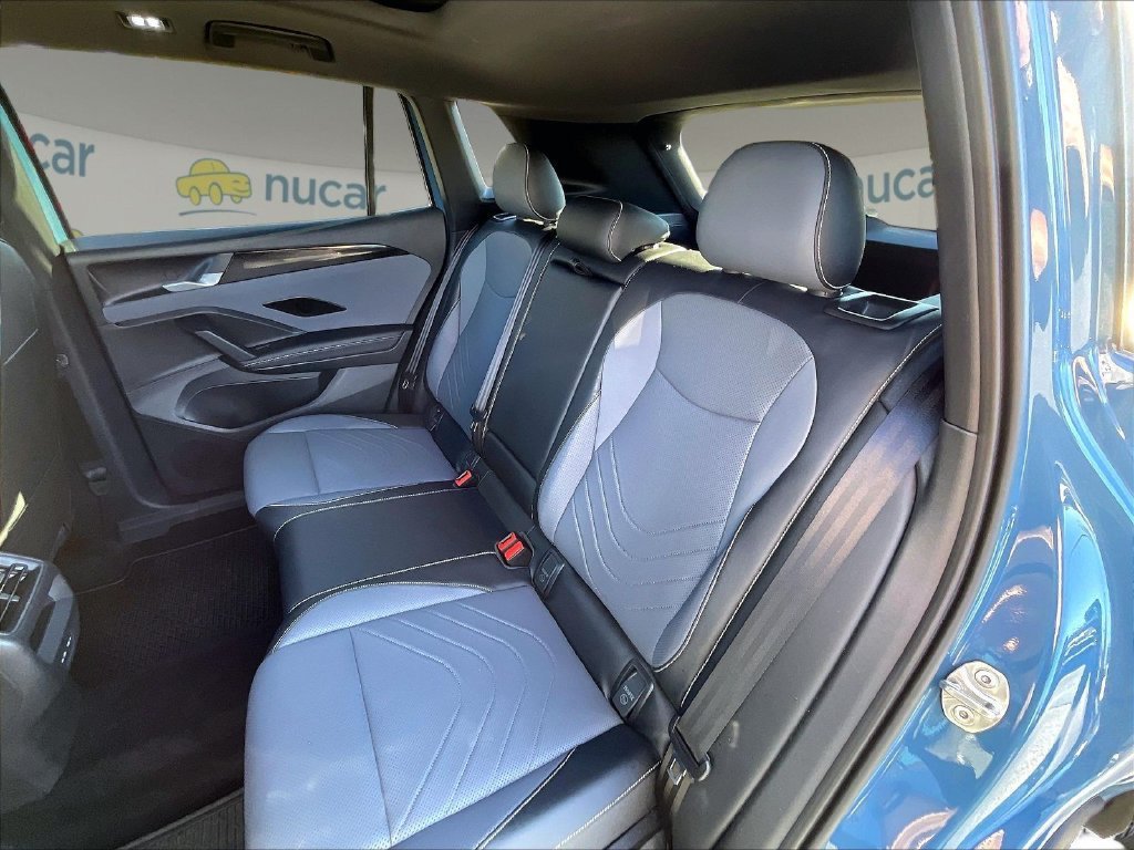 Used 2025 Volkswagen Tiguan SE R-Line AWD/4WD image 14