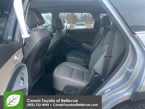 Used 2017 Hyundai Santa Fe Limited image 28