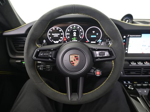 Used 2026 Porsche 911 Carrera GTS image 31