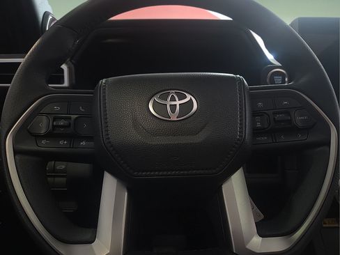 New 2026 Toyota 4Runner Limited AWD/4WD image 25