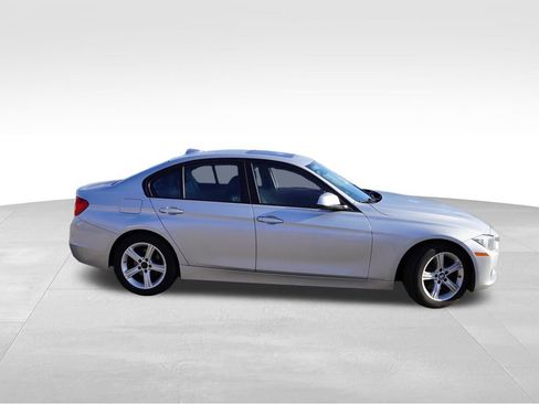 Used 2015 BMW 320i xDrive Sedan image 2