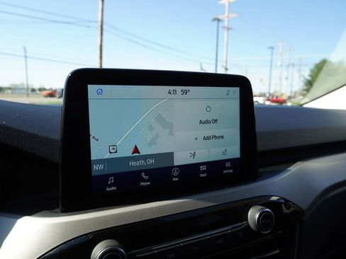 Used 2022 Ford Escape SE image 16