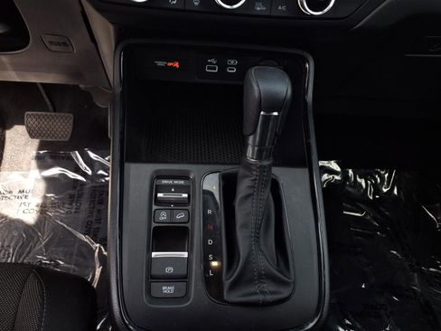 Used 2023 Honda CR-V EX image 11