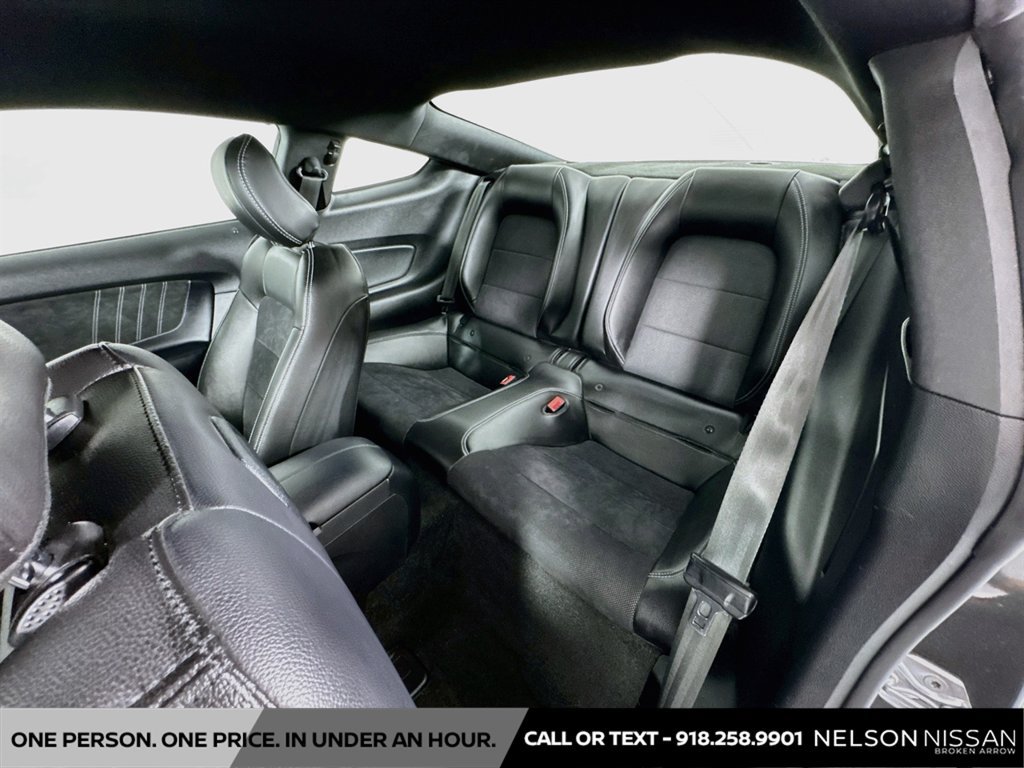 Used 2018 Ford Mustang GT Premium w/ Carbon Sport Interior Package RWD image 24