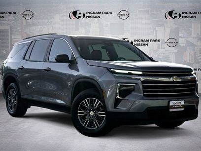 Used 2026 Chevrolet Traverse LT