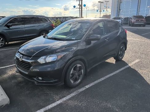 Used 2018 Honda HR-V EX image 1