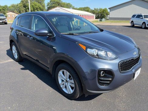 Used 2019 Kia Sportage LX AWD/4WD image 7