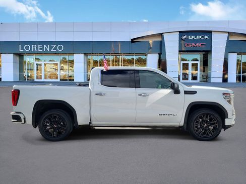 Used 2023 GMC Sierra 1500 Denali w/ Denali Reserve Package AWD/4WD image 4