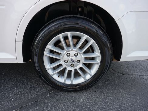 Used 2019 Ford Flex SEL image 32