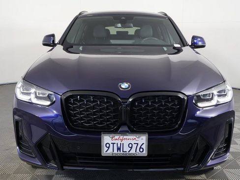 Used 2025 BMW X4 xDrive30i w/ M Sport Package AWD/4WD image 2