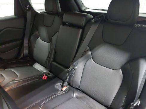 Used 2021 Jeep Cherokee Latitude Lux image 13