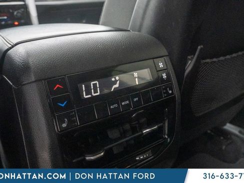 Used 2022 Jeep Grand Cherokee L Limited w/ Trailer Tow Group (B) AWD/4WD image 24