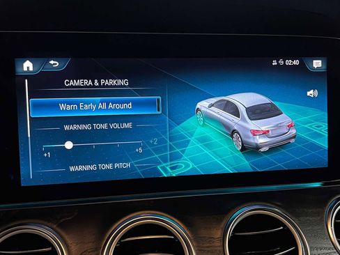 Used 2023 Mercedes-Benz E 350 4MATIC Sedan image 38