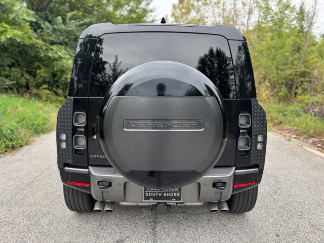 Used 2024 Land Rover Defender 110 Carpathian Edition AWD/4WD image 6
