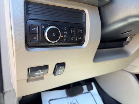 Used 2025 Ford F350 Platinum w/ Platinum Plus Package AWD/4WD image 19