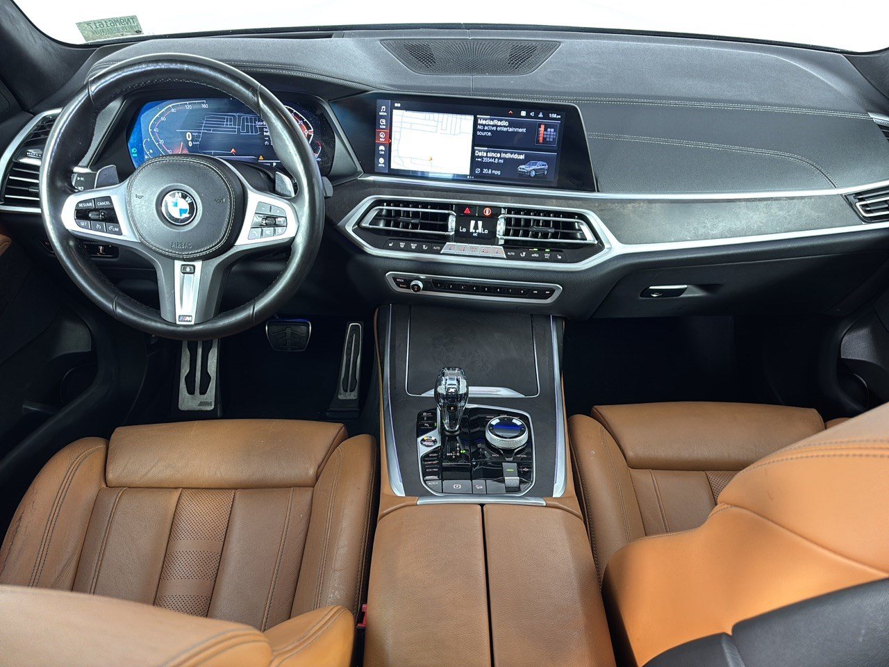 Used 2022 BMW X7 xDrive40i w/ M Sport Package AWD/4WD image 17