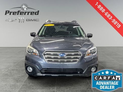 Used 2017 Subaru Outback 2.5i Premium image 12