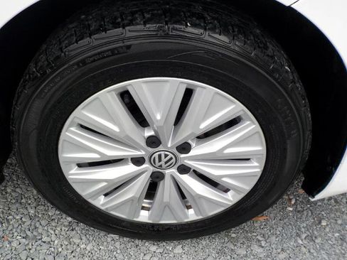 Used 2019 Volkswagen Jetta S w/ Driver Assistance Package image 26