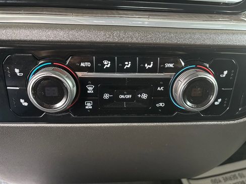 Used 2024 Chevrolet Silverado 2500 LTZ image 16